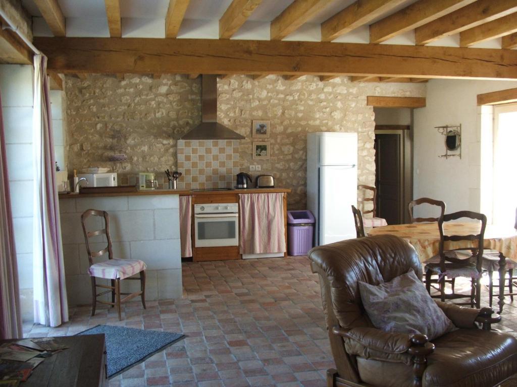 אפרטהוטל לוצ'ס Manoir De La Rousselliere חדר תמונה