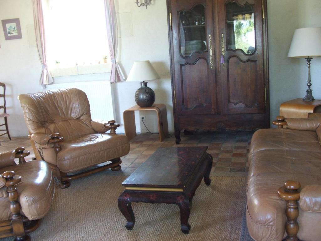 אפרטהוטל לוצ'ס Manoir De La Rousselliere חדר תמונה