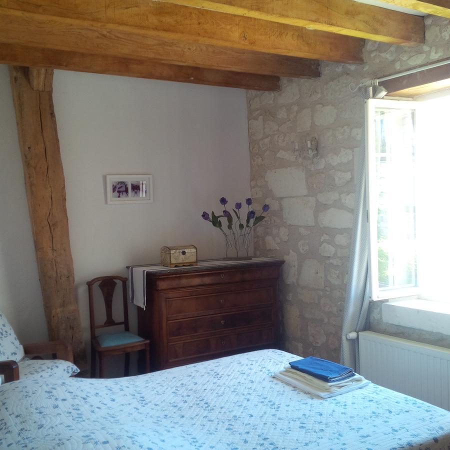 אפרטהוטל לוצ'ס Manoir De La Rousselliere חדר תמונה